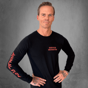 black-longsleeve3-Cut-Outs black-longsleeve3-Cut-Outs